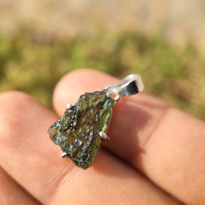 Moldavite Pendant - Raw moldavite crystal - moldavite healing crystal - authentic moldavite - moldavite charm - moldavite necklace