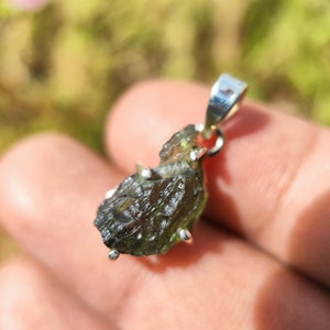 Moldavite Pendant - Raw moldavite crystal - moldavite healing crystal - authentic moldavite - moldavite charm - moldavite necklace