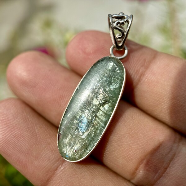 Pendentif En Cyanite Véritable - Pierre Naturelle, Monture Laiton Plaqué Or 14k - Marque Rose-Mimosa