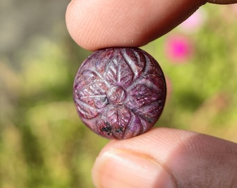 RUBY - Ruby cabochon - natural ruby crystal - jewellery making supply - star ruby - corundum crystal family - rare patterned ruby