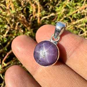 RUBY - Star ruby Pendant - natural star ruby crystal - flashy star ruby - star ruby - corundum crystal family