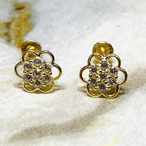 14K Real Gold Dainty Screw Back Flower Earrings with Clear Stones. 14K Stud Earrings. Gold Screw Back Earrings