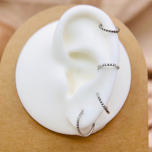 16g Silver Hoop Clicker Ring, Thin Diamond Cut Dent Top Hoop Earring, Multipurpose Cartilage Conch Tragus Lobe Hoop Ear Piercing Hoop Rings