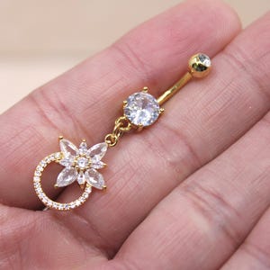 Piercing per ombelico a forma di fiore, piercing per ombelico con decorazione floreale scintillante, piercing per ombelico rotondo in oro 14G, piercing per ombelico