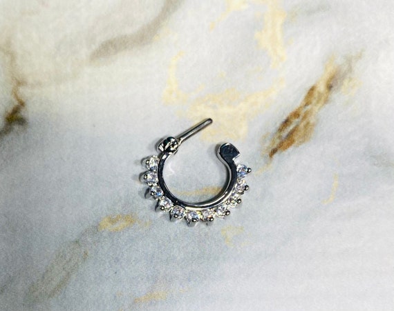Warnika Fancy Gold Nose Ring – PP Jewellers