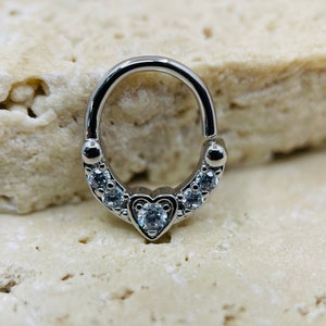 Heart Septum Ring, Cz Gem Heart Decor Multipurpose Septum Cartilage Daith Piercings Hoop Ring Jewelry, Bendable Ring