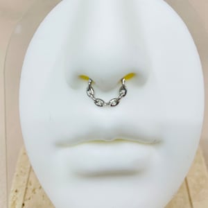 Silver Chain Link Hinged Septum Clicker Ring, 16G Septum Hoop