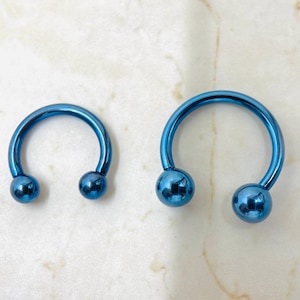 Anillo de titanio de grado de implante de 16 g con rosca interna en forma de herradura azul, piercing para cartílago del tabique nasal, piercing para ceja, piercing para labio y trago