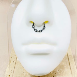 Chain Link Septum Clicker Ring, 16G Black Septum Hoop Nose Piercing Hoop Ring Jewelry