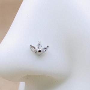 20G Lotus Flower Nose Stud, Floral Decor Sparkle Gem Nose Stud Ring L Shape Nose Piercing Stud