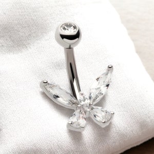 Basic Butterfly Belly Button Ring • Minimal Belly Ring • Petite Non Dangle Belly Ring