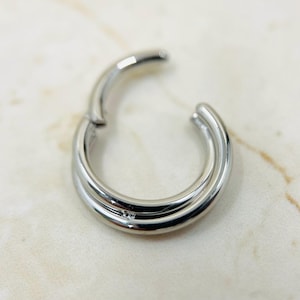 16G Silver Criss Cross Design Septum Clicker Ring • Cartilage Ring • Septum Jewelry Cartilage Hoop