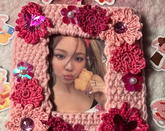 Crocheted Photocard Holder