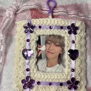 Crocheted Photocard Holder