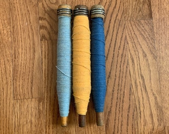Wood Bobbins, Vintage Textile Spools, Wound with Wool, Industrial Textiles, Quill, Prin, Spinning, Weaving, Loom
