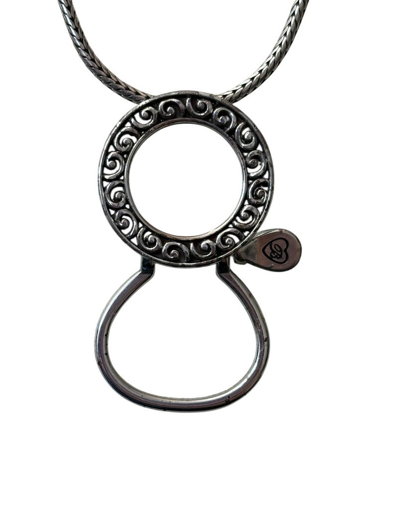 Brighton Long Silver Tone Necklace Scroll Circle Pendant Pre-Owned As Is Bild 2