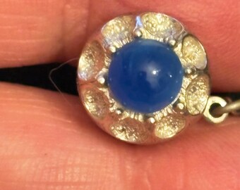 Épingles à cravate cabochon bleu vintage avec chaîne de sécurité argentée