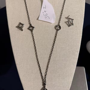 Ensemble collier et boucles d'oreilles Brighton vintage ton argent 36 pouces image 1