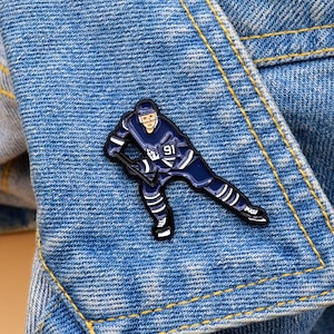 John Tavares Toronto Maple Leafs Pin