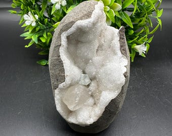 Apophyllite Cluter / Apophyllite Geode / Natural Apophyllite / Healing Crystal
