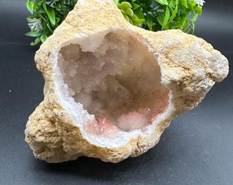 Moroccan Quartz Geode / Quartz Geode/ Natural Quartz Geode Crystal