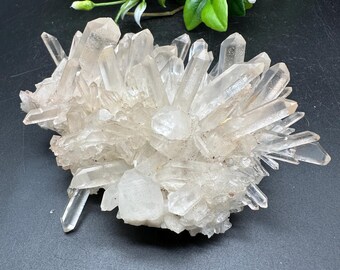 Quartz Crystal Cluster / Natural Quartz Cluster / Healing Crystal