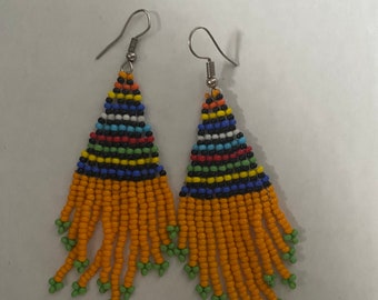 Earrings beaded Triangle