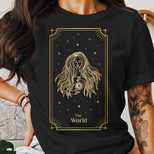 Camiseta con diseño de cartas del tarot, Los arcanos mayores del mundo, Camiseta espiritual, Camiseta unisex con estampado dorado, Regalo de astrología, Ropa mística, Camiseta gráfica