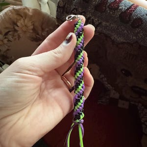 Early 2000s Scoubidou Keychain