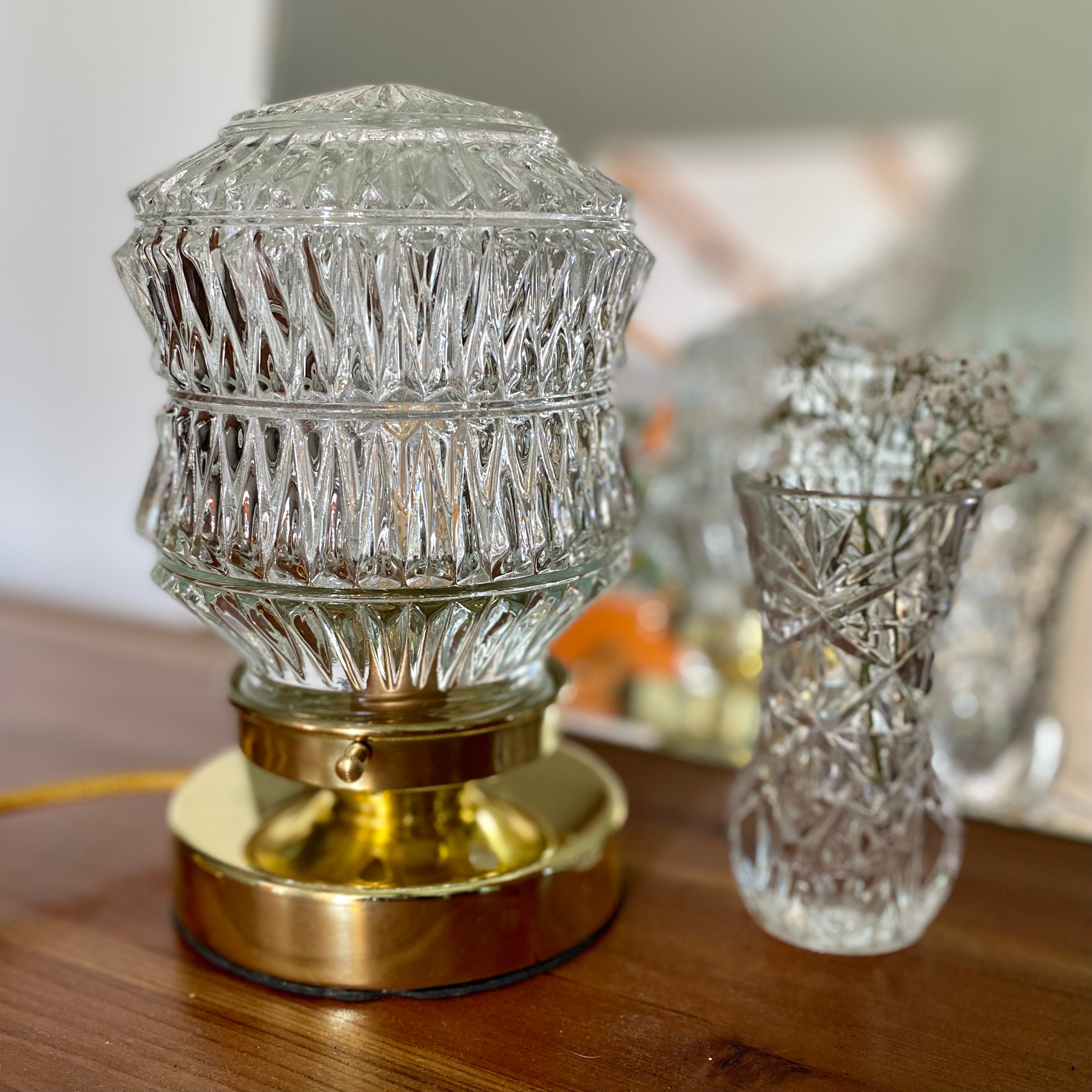 Lampe à Poser Globe Vintage en Verre Moulé