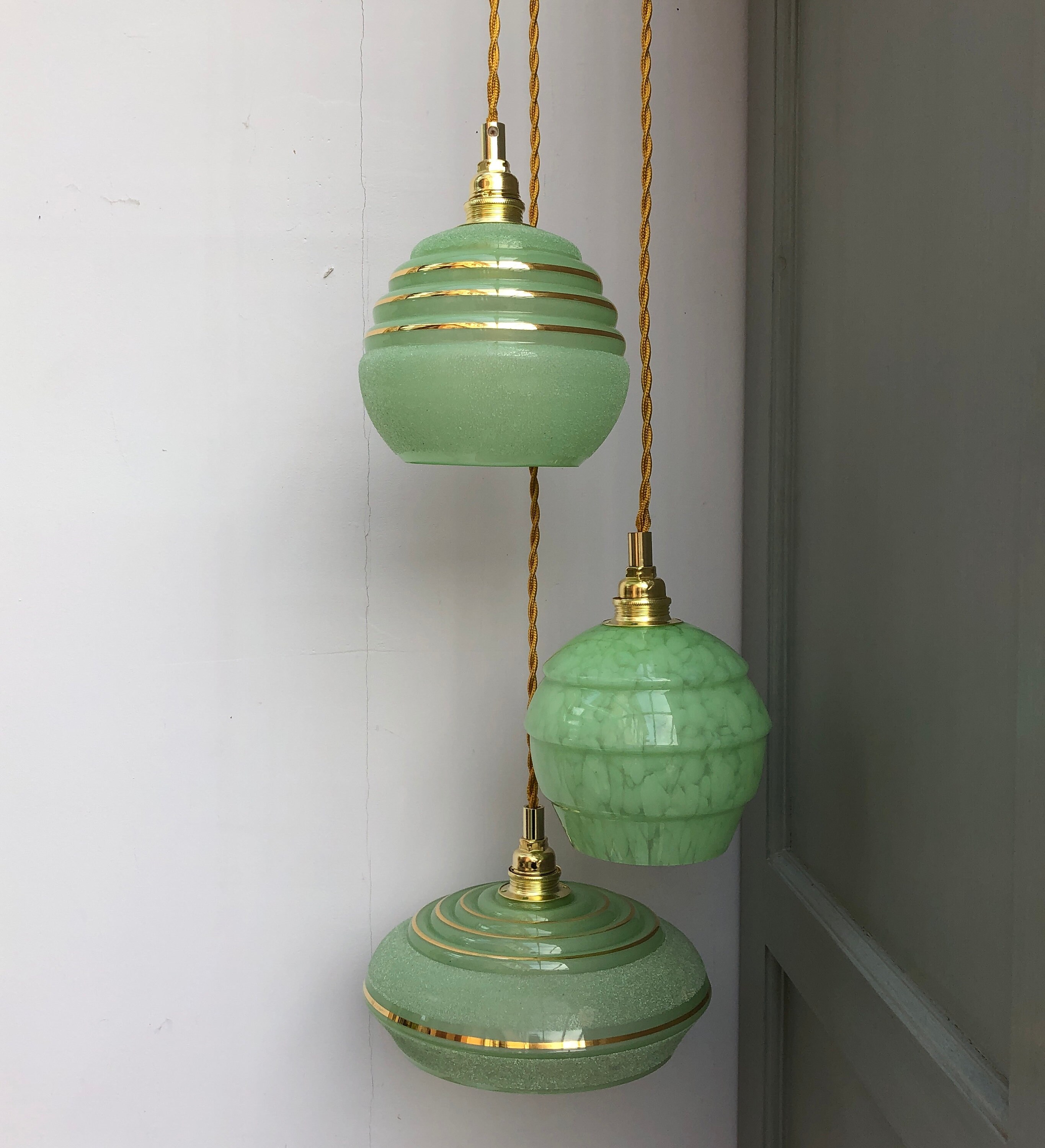 Suspension Cascade Trois Feux, Globes Vintage Art Déco