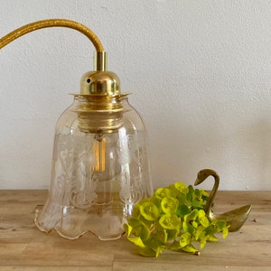 Lámpara vintage de tulipán en cristal ámbar