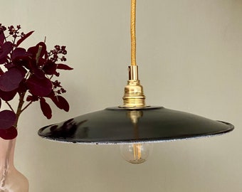 Suspension Vintage Tôle émaillée Noire – Style Industriel – Fabriqué En France