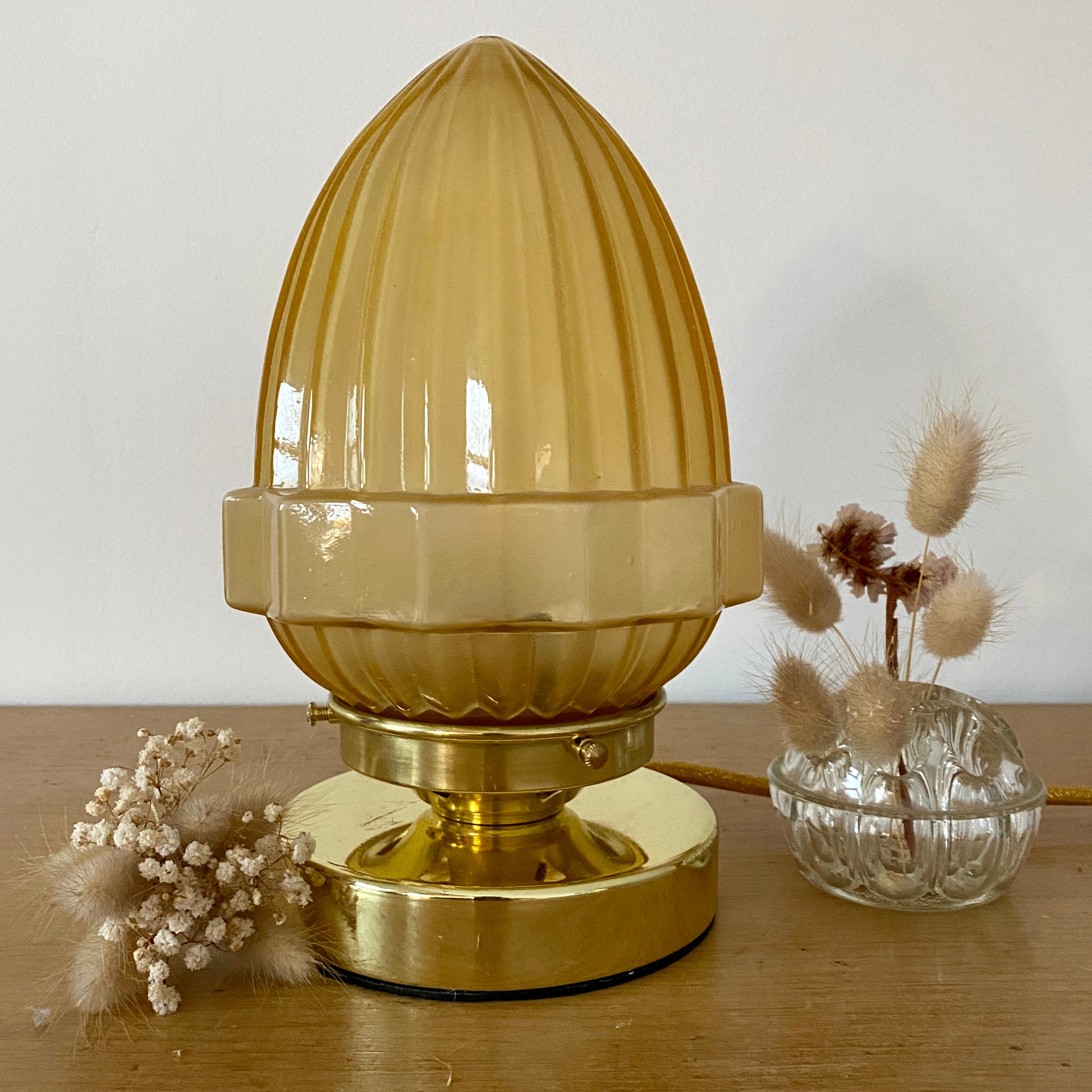 Lampe à Poser Globe Vintage en Verre Jaune