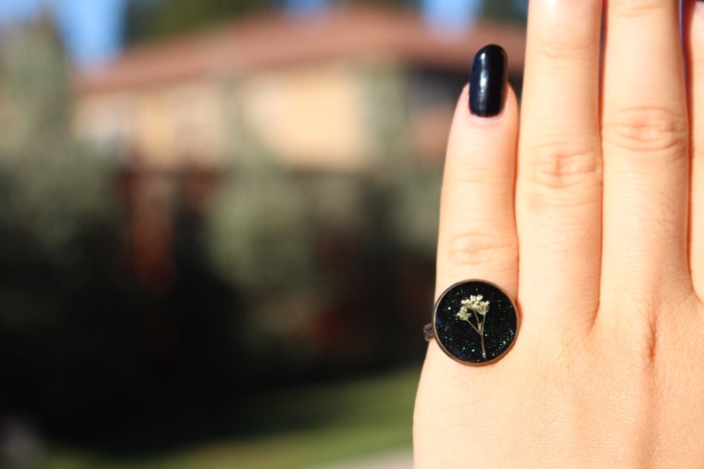 Flower Resin Ring White