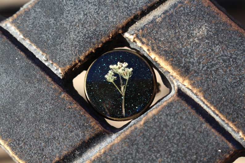 Flower Resin Ring White