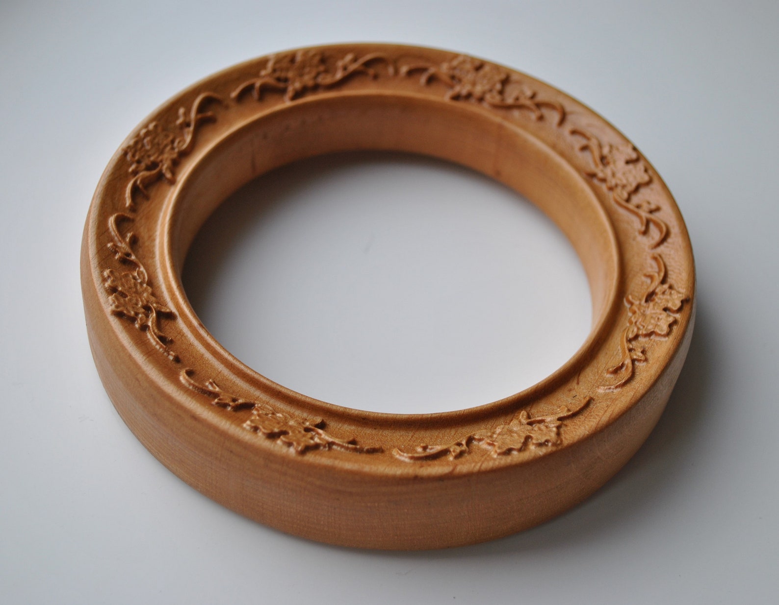 4 Inch ROUND WOODEN FRAME Floral Ornament Wood Carving Wall Etsy UK