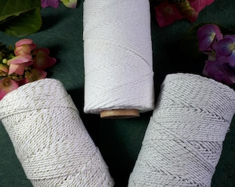 Weisse Auswahl von Bakers Twine. 10 & 20 Meter Längen