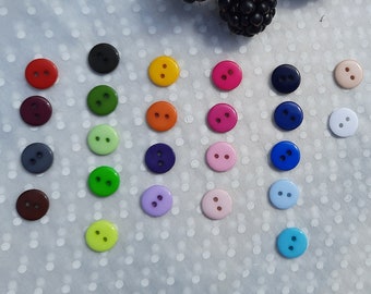 126 pcs Button Set Mixed 14 Colours 4 Holes Sewing Buttons 10mm 