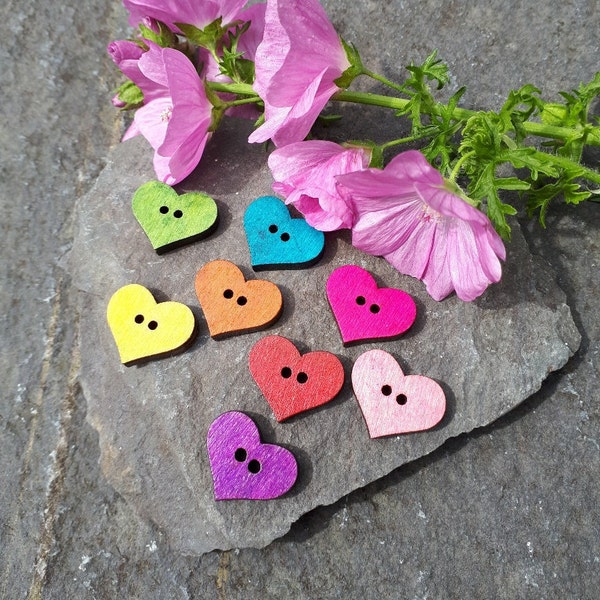 20mm Wooden Heart Buttons. 8 Park.