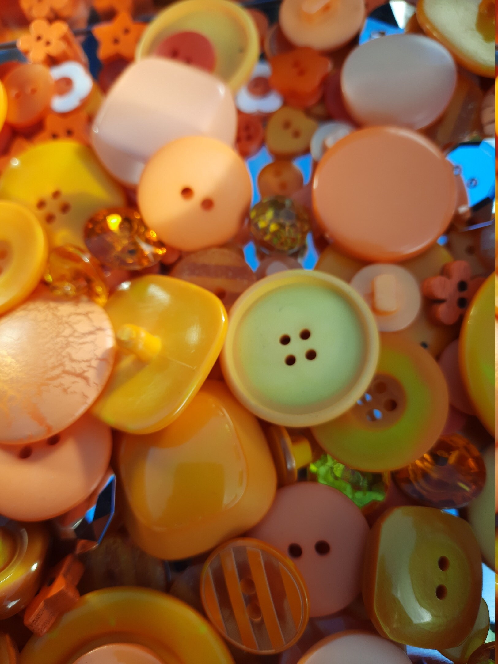 Mixed 50g Bag of Orange Buttons - Etsy