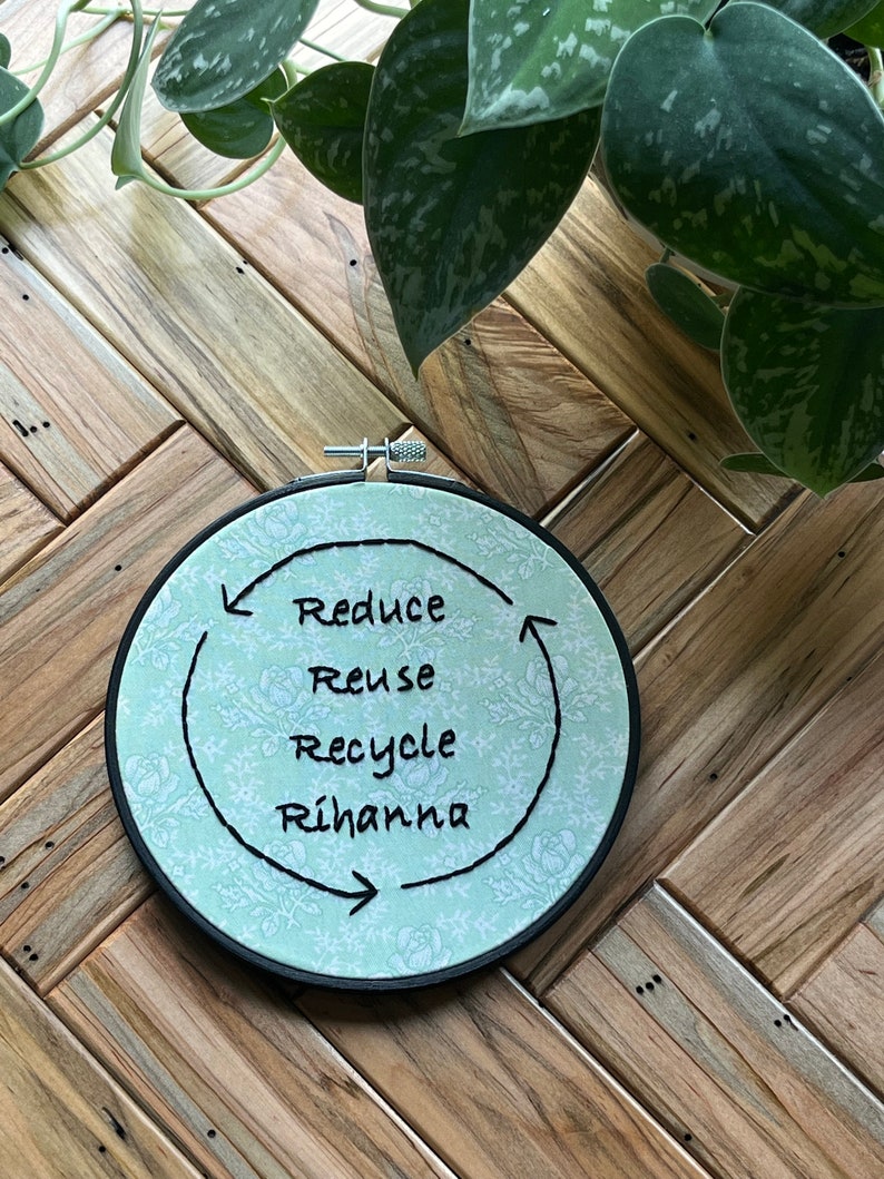 Minska, återanvänd, återvinn, Rihanna broderiring Bright Green