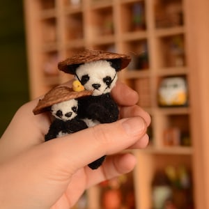 Handcrafted Panda Family for Miniature Dollhouse, Adorable Miniature Dollhouse Panda Family Set