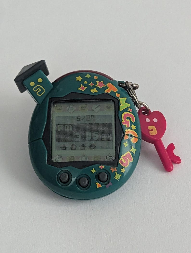 Bandai Tamagotchi V5 Familitchi Connection Version 5 TMGC 5 Interaktivt Elektroniskt Husdjur Asien Oceanien Exklusivt Sällsynt Virtuellt Husdjur bild 5