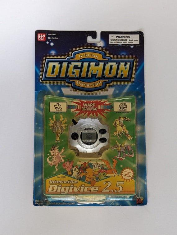 海外　デジモン　デジヴァイス ver.2.5 シルバー デジモンアドベンチャー インタラクティブ デジヴァイス D2 US 2.5