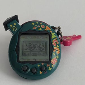 Bandai Tamagotchi V5 Familitchi Connection Version 5 TMGC 5 Interaktivt Elektroniskt Husdjur Asien Oceanien Exklusivt Sällsynt Virtuellt Husdjur bild 6