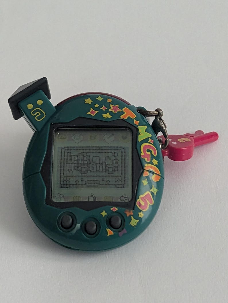 Bandai Tamagotchi V5 Familitchi Connection Version 5 TMGC 5 Interaktivt Elektroniskt Husdjur Asien Oceanien Exklusivt Sällsynt Virtuellt Husdjur bild 6