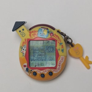 Bandai Tamagotchi V5 Familitchi Connection Version 5 Orange Family Pets Interactive Electronic Pet Asia Oceania Exclusive Rare Virtual Pet