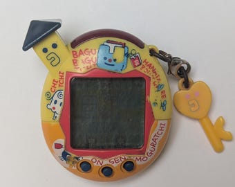たまごっち 海外版ふぁみたま Tamagotchi V5 Familitch Tamagotchi Connection v5 Familtchi White Tama House English