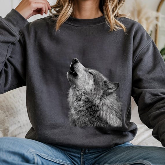 Wolf Sweatshirt, Wolf Lover Gift, Retro Wolf Shirt, Juneau Sweatshirt, Wolves Sweater, Howling Wolf, Alpha Male ,Vintage Nature Shirt